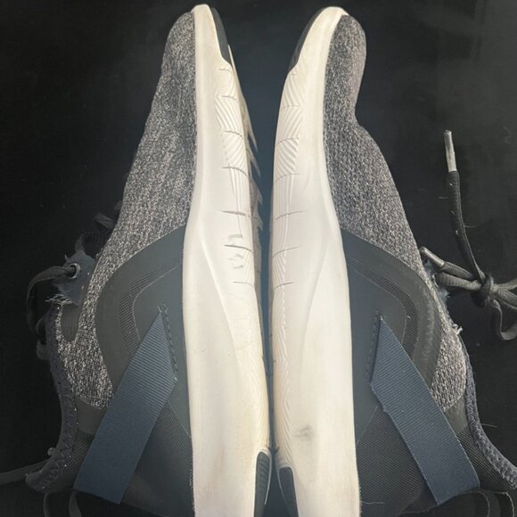 Nike Flex TR9 Knit Grey Black White Women's Athletic Sneaker Women's 9 - Picture 4 of 10